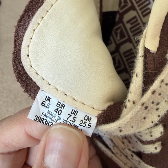 Puma Chocolate and Ivory Sneakers - Picture 4 of 5